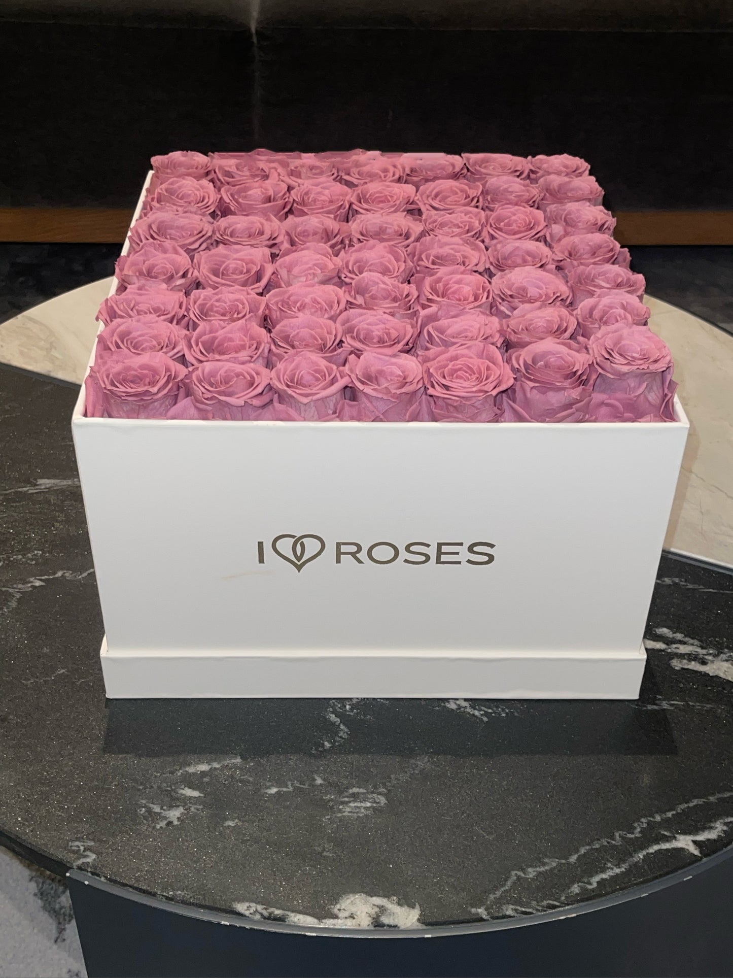 49 SQ ROSE BOX