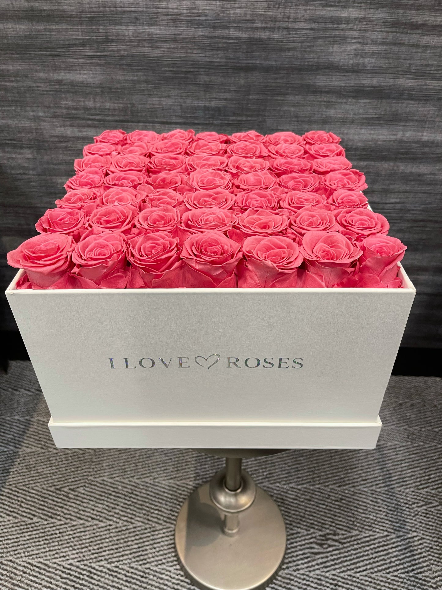 49 SQ ROSE BOX