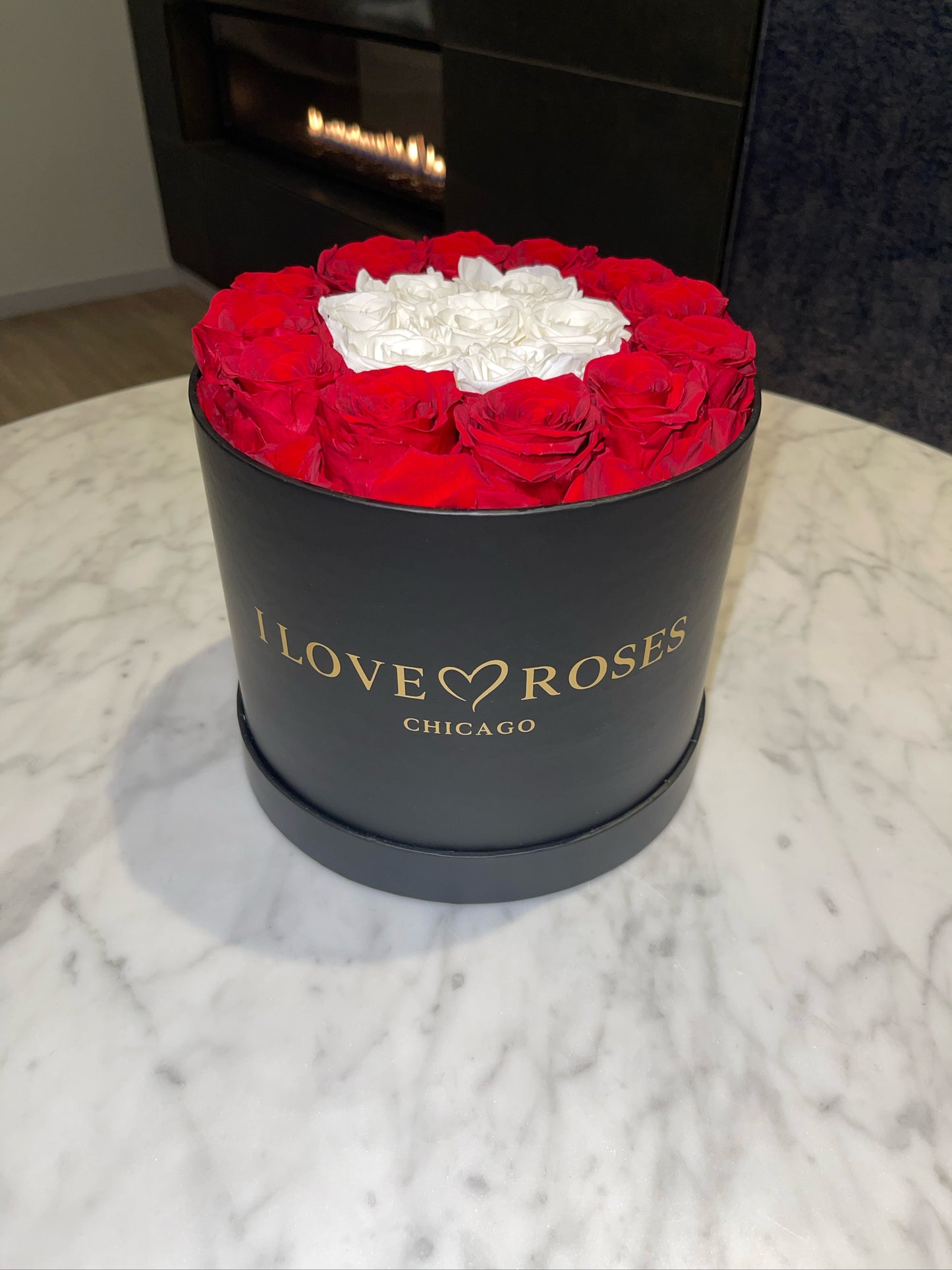 19 ROSE BOX